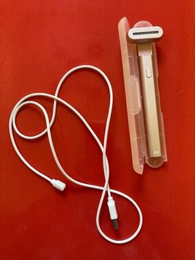 Solawave Red Light Therapy Wand